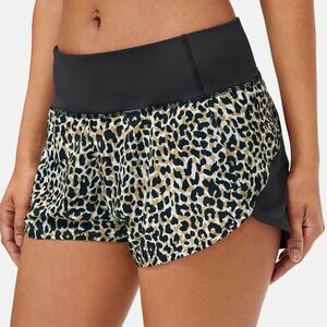 Cheetah outdoor voices shorts